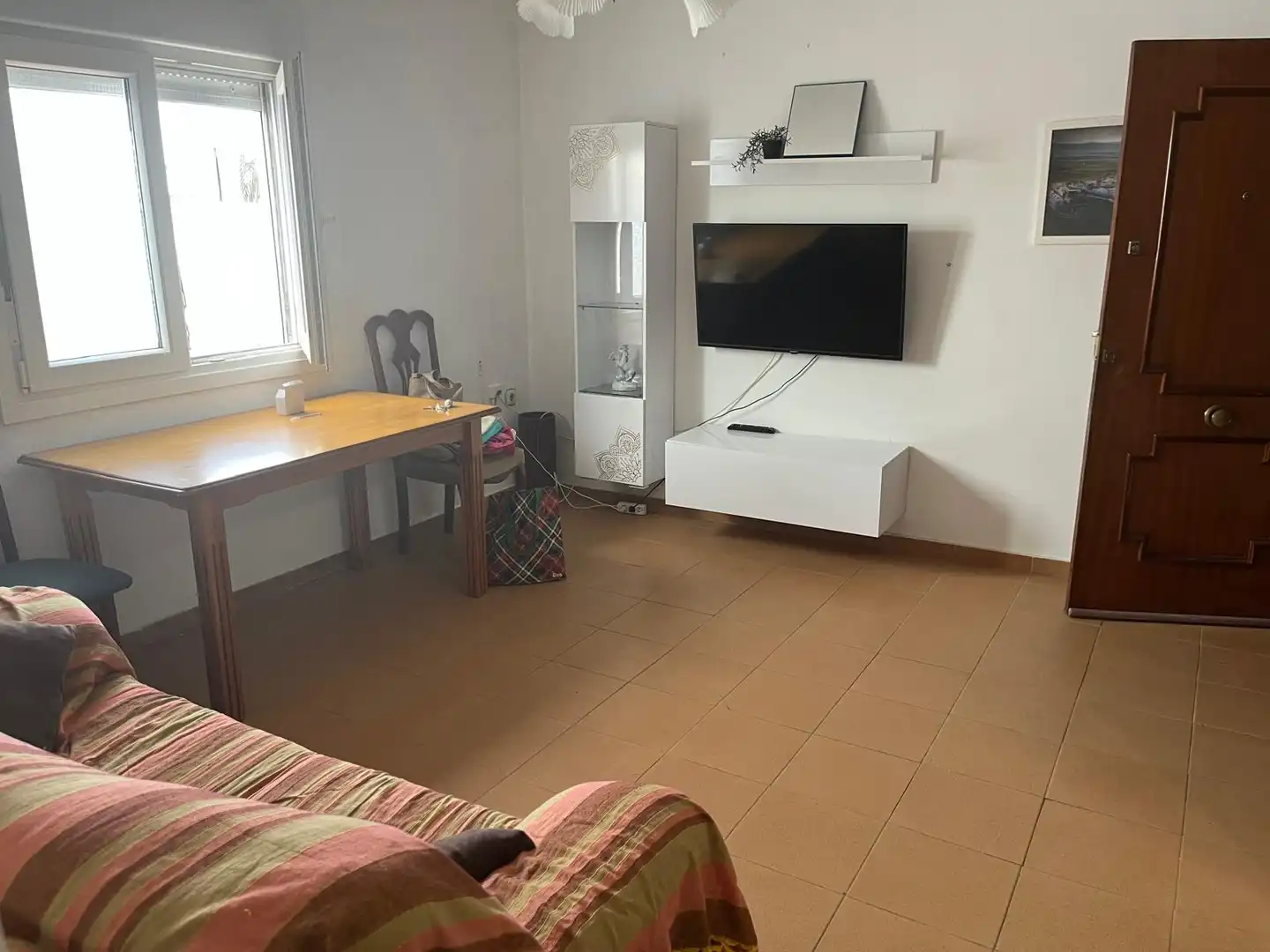 Sala de estar de Piso en venta en Vejer de la Frontera con Aire acondicionado, Terraza y Amueblado