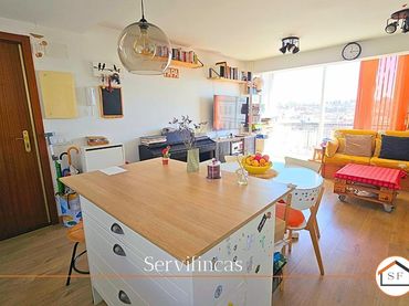 Ático con ascensor en venta en Calle JUAN DE URBIETA