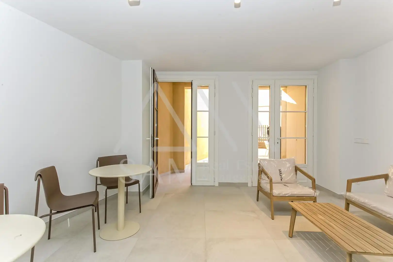 Sala d'estar de Pis en venda en Barcelona amb Calefacció, Balcó i Piscina comunitària
