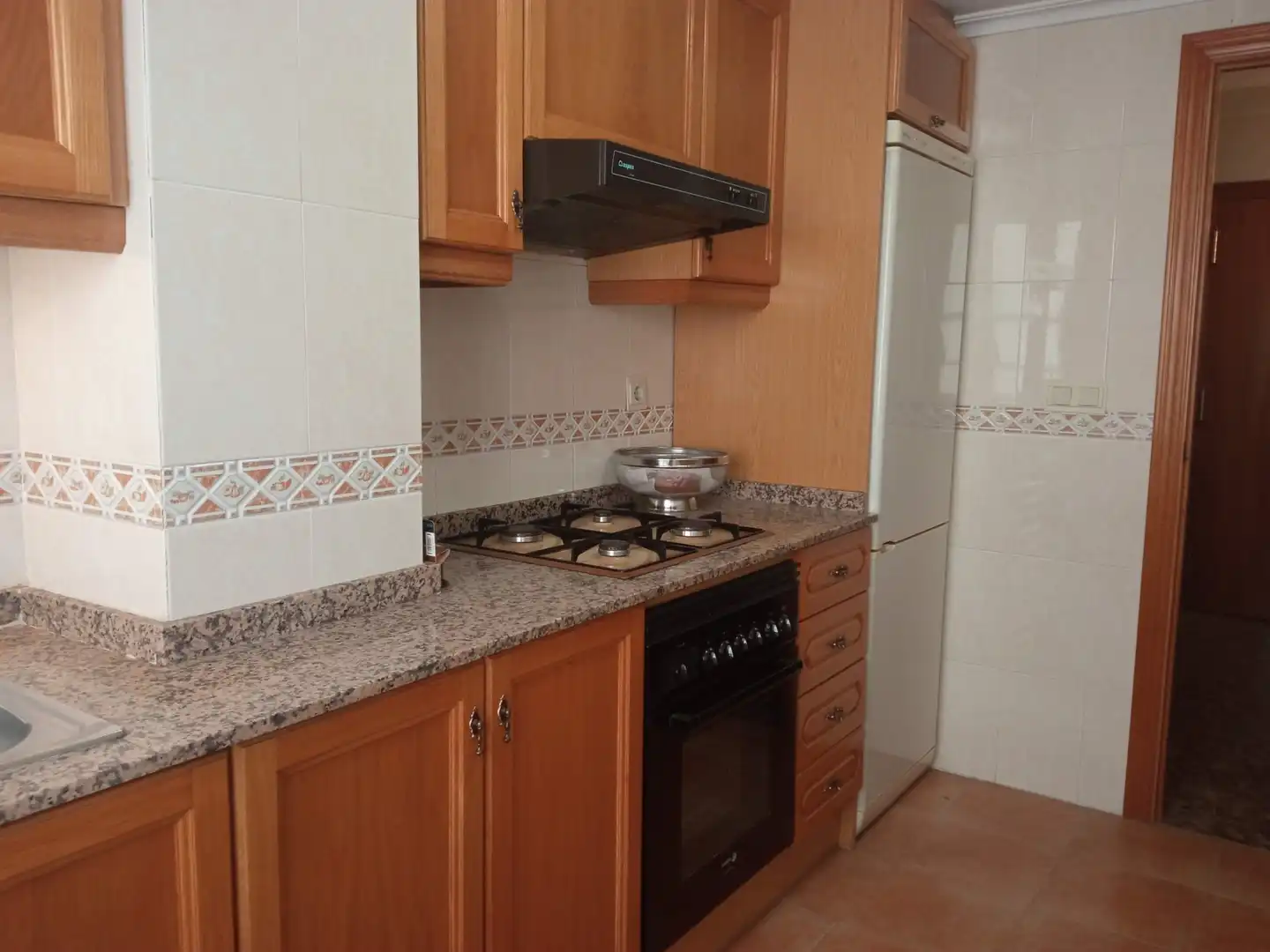 Cocina de Piso de alquiler en Valencia con Balcón