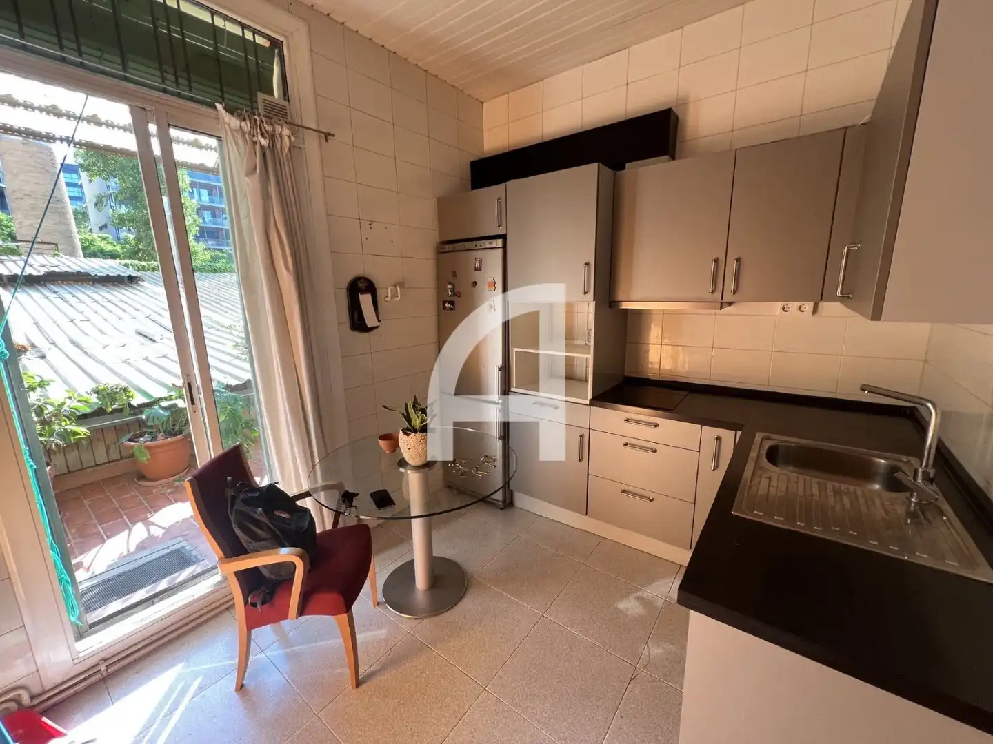 Flat with terrace to rent in Carrer de la Marina, imagen 5