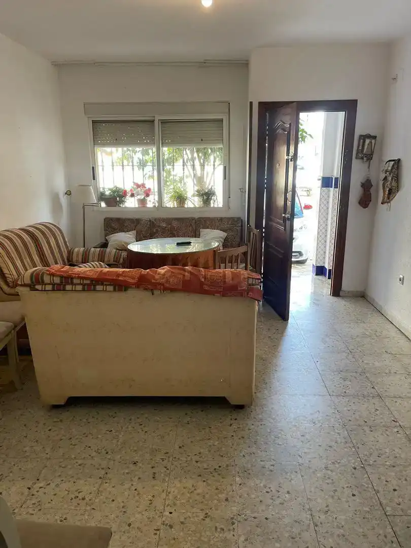 Wohnzimmer von Erdgeschoss zur Miete in Villar del Rey mit Möbliert, Ofen und Waschmaschine