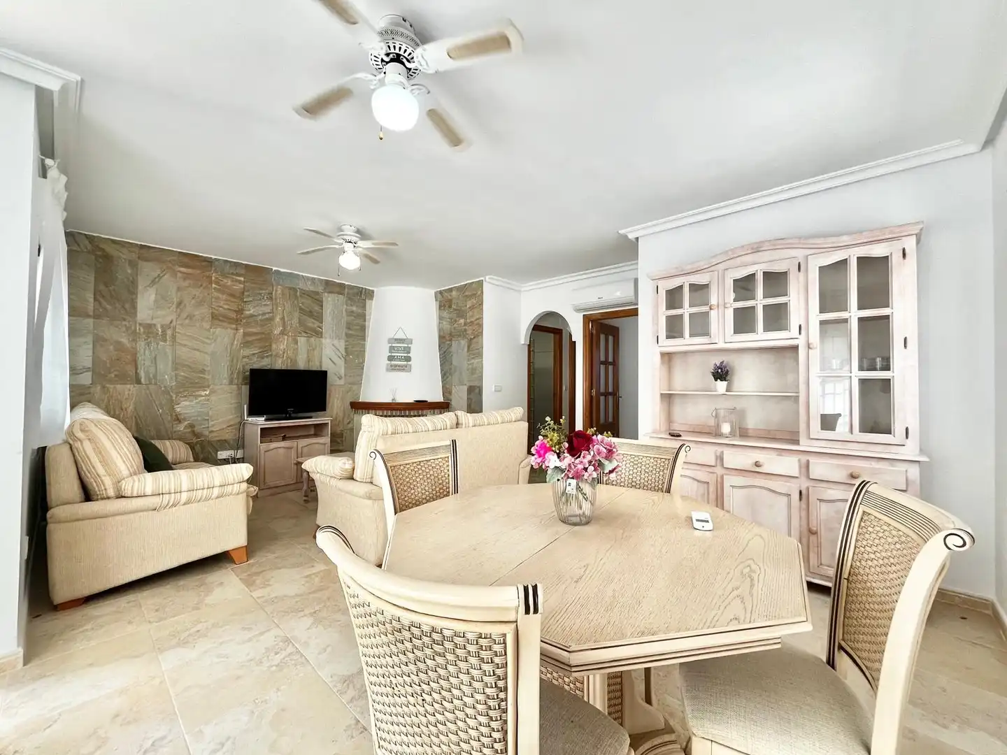 Living room of Houses for rent in Orihuela  with Air Conditioner, Heating and Terrace