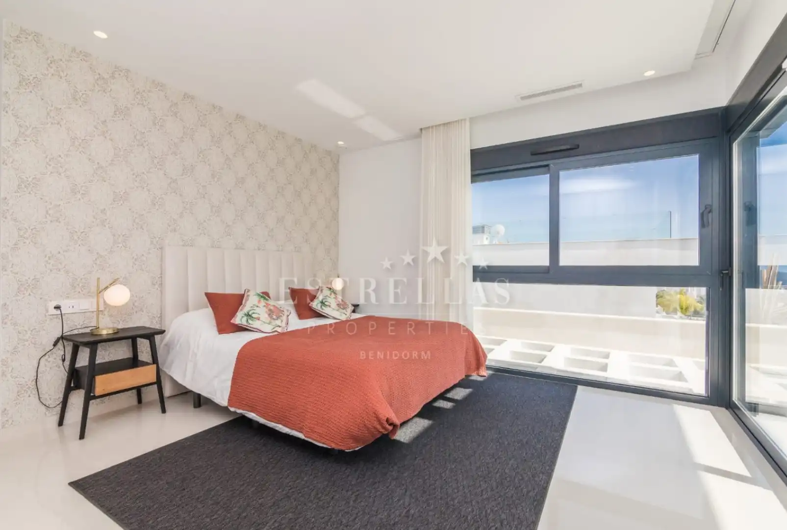 Chalet con piscina en venta en Golf Bahía, imagen 18