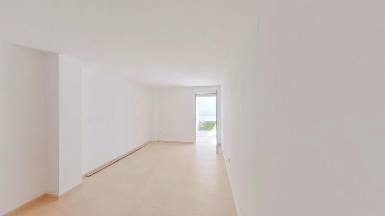 Flat for sale in Marbella  with Private garden and Swimming Pool