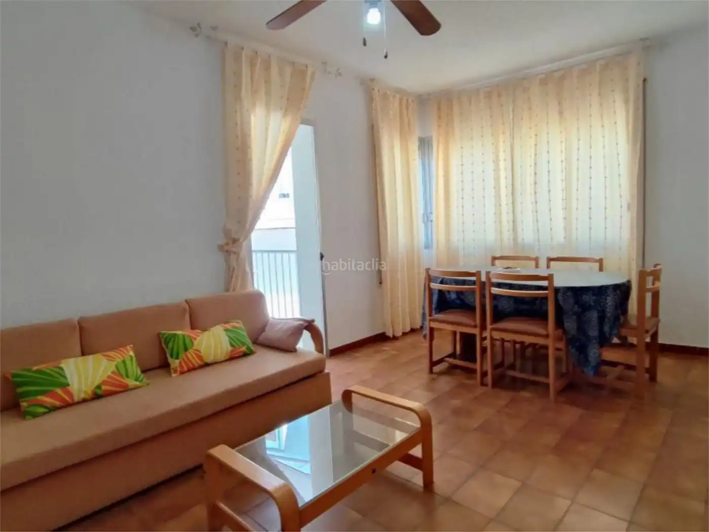 Flat with lift for sale in Carrer Ullal de l'Estany 9, imagen 2