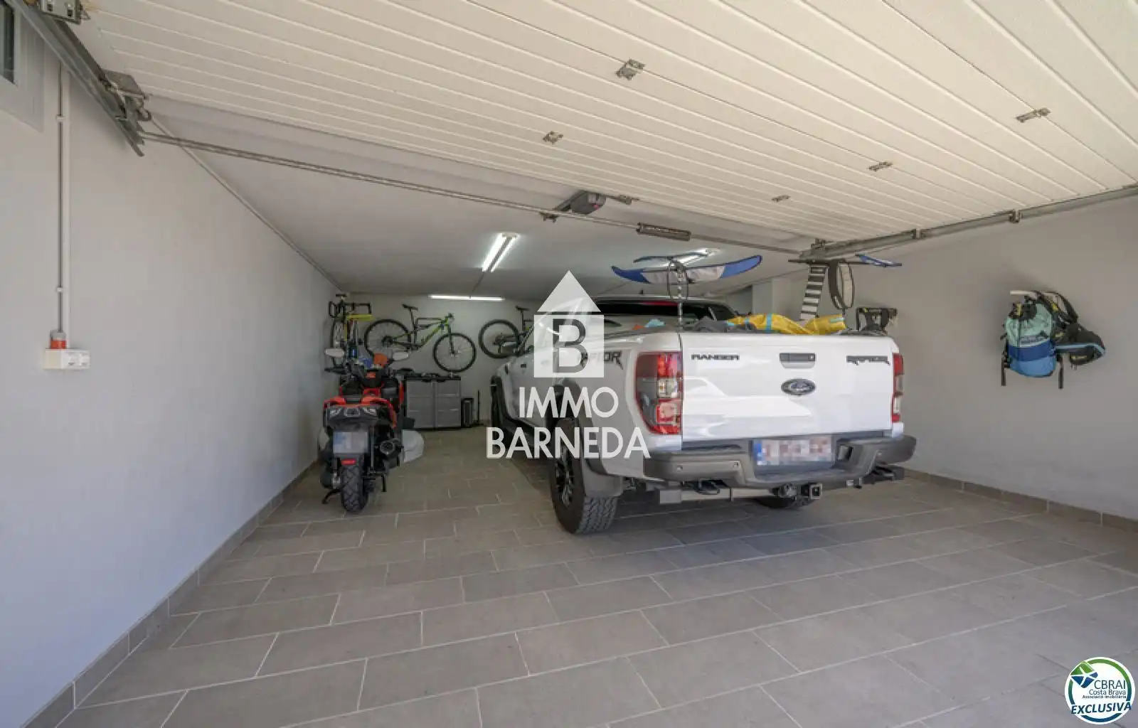 Parking de Casa o chalet en venta en Palau-saverdera con Calefacción, Jardín privado y Terraza