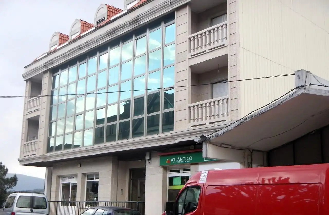 Locale commerciale in vendita a MON Y LANDA