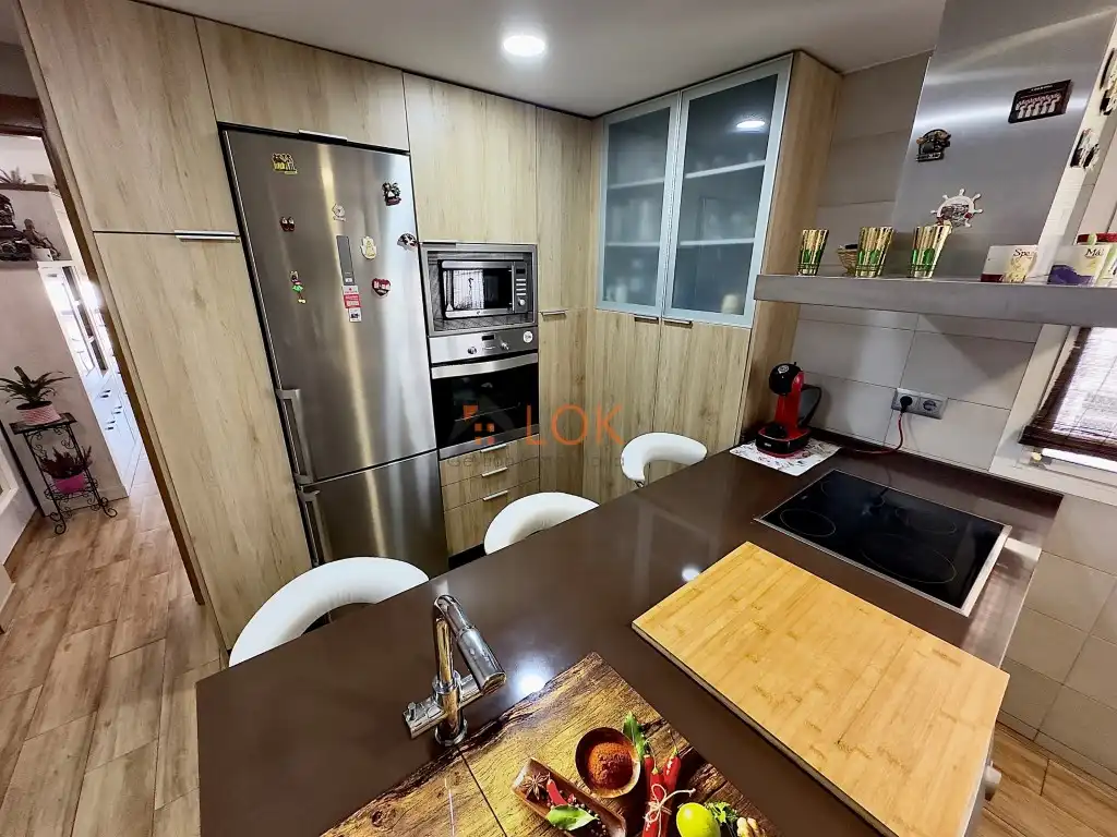 Kitchen of Flat for sale in Málaga  with Air Conditioner, Terrace and Furnished