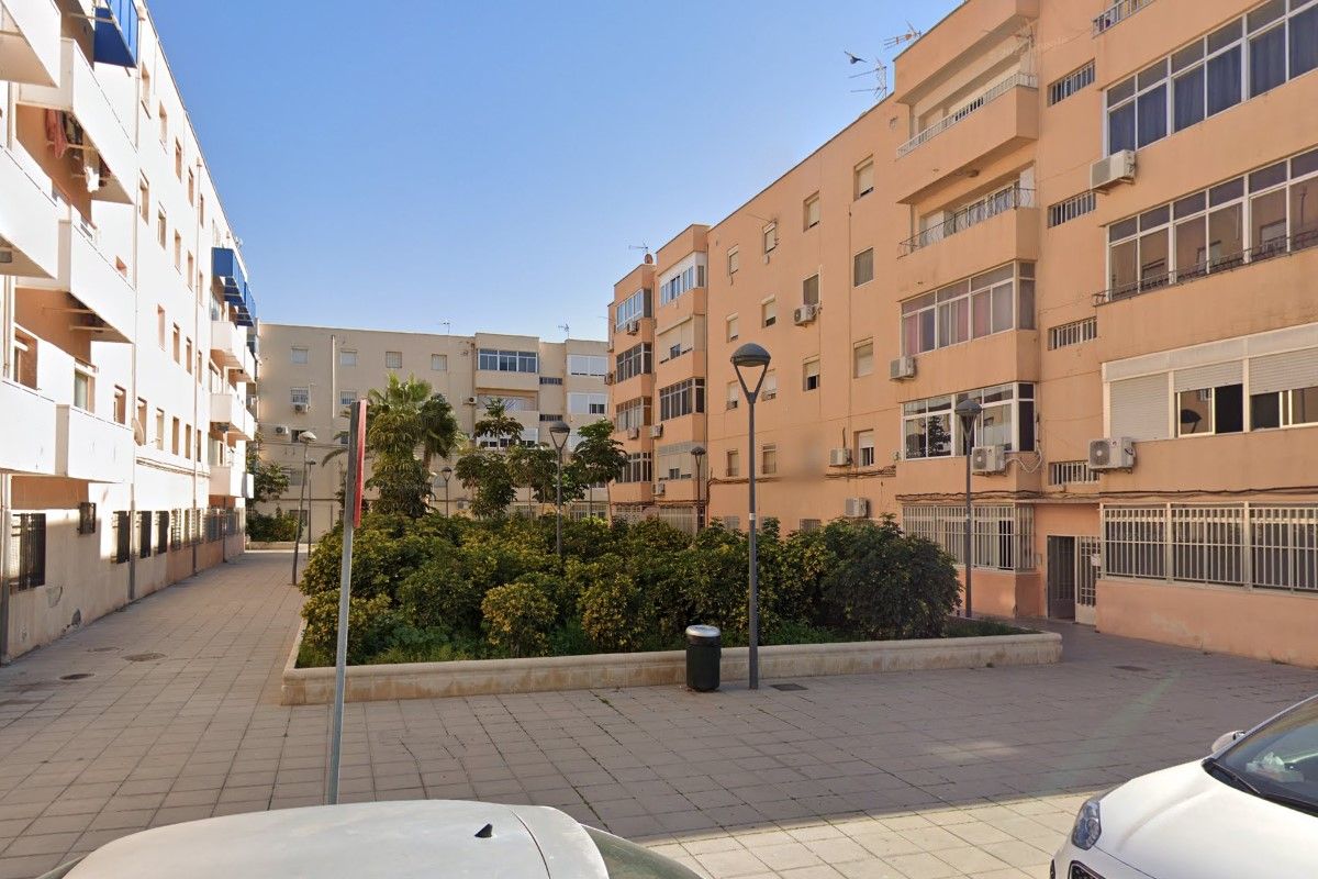 Vista exterior de Piso en venta en  Almería Capital