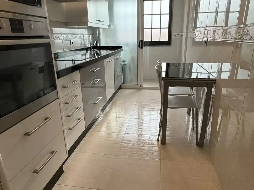 Cocina de Piso en venta en Ares