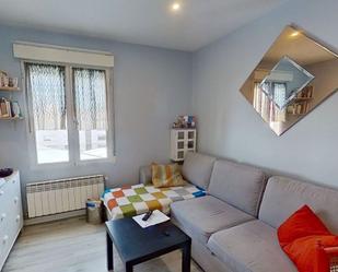 Sala d'estar de Pis en venda en Vitoria - Gasteiz amb Calefacció i Traster