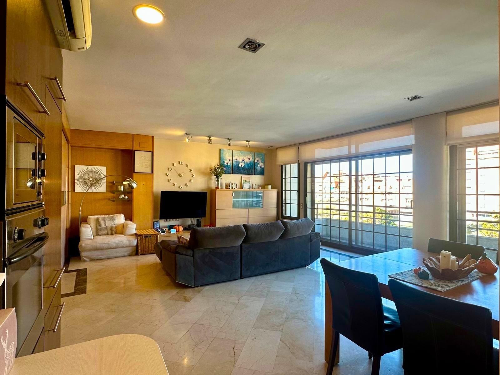 Living room of Flat for sale in Granollers  with Air Conditioner, Heating and Balcony