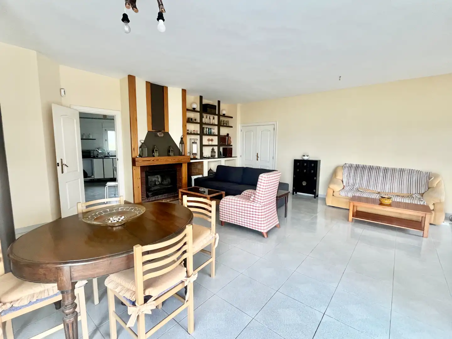Sala d'estar de Casa o xalet en venda en El Ràfol d'Almúnia amb Calefacció, Jardí privat i Terrassa