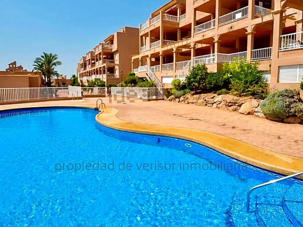 Apartamento con terraza en alquiler en Marina de la Torre, imagen 2