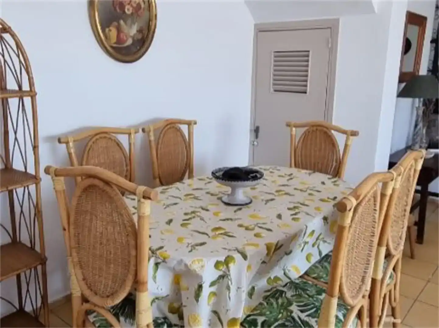 Menjador de Casa adosada de lloguer en Mijas amb Moblat, Rentadora i Microones