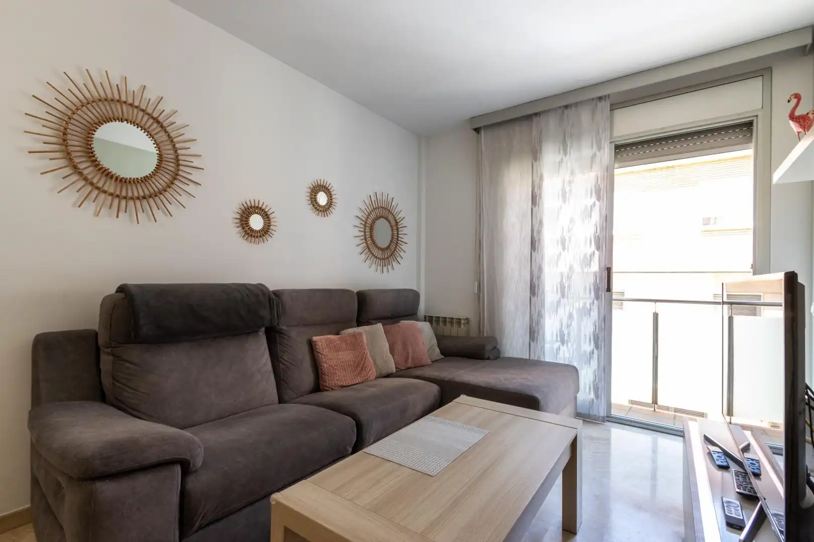 Flat with terrace for sale in Centre - Sant Oleguer, imagen 4