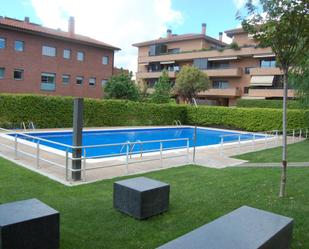 Swimming pool of Flat for sale in Sant Cugat del Vallès  with Terrace, Swimming Pool and Balcony