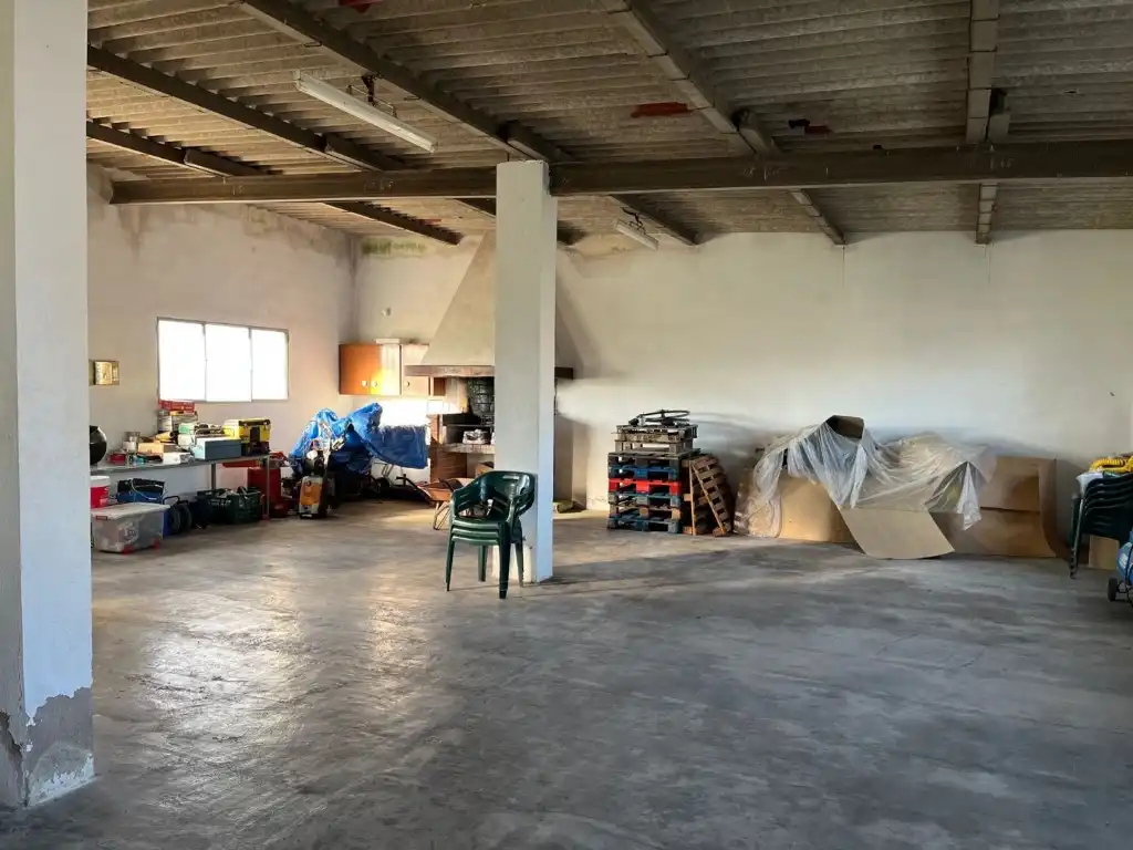 Wohnung zum Verkauf in Benicarló mit Privatgarten, Terrasse und Schwimmbad