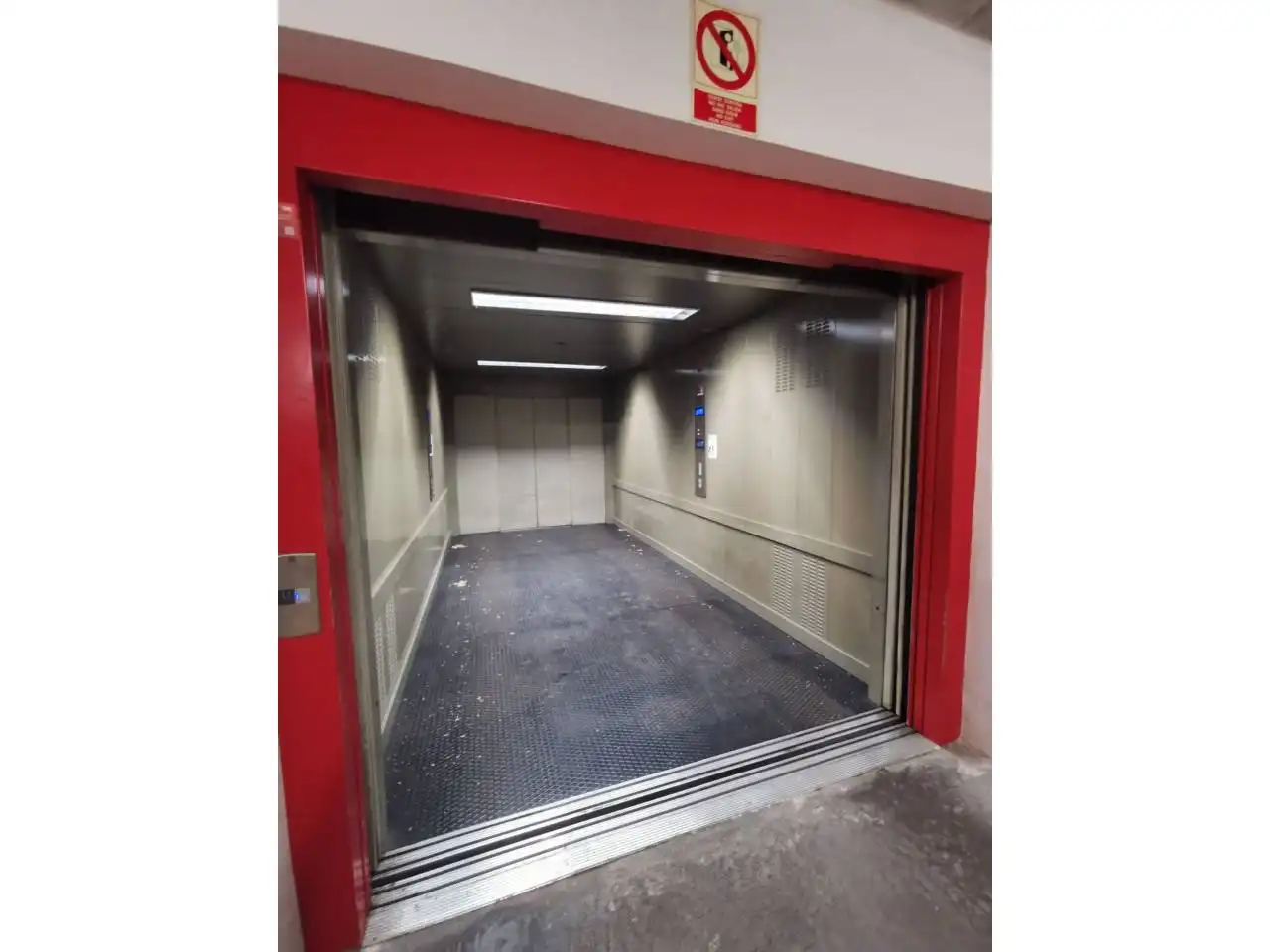 Individual amb ascensor en venda a Calle Ramon Turro, imagen 6