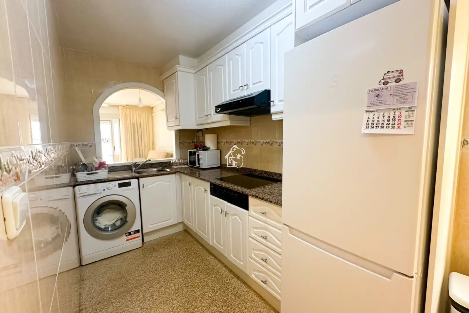 Cocina de Apartamento de alquiler en Guardamar del Segura con Aire acondicionado, Terraza y Amueblado