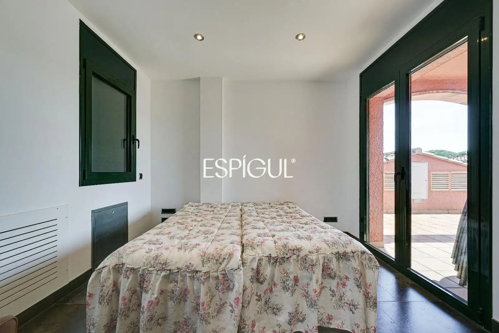 Bedroom of Houses for sale in L'Escala  with Heating, Swimming Pool and Furnished