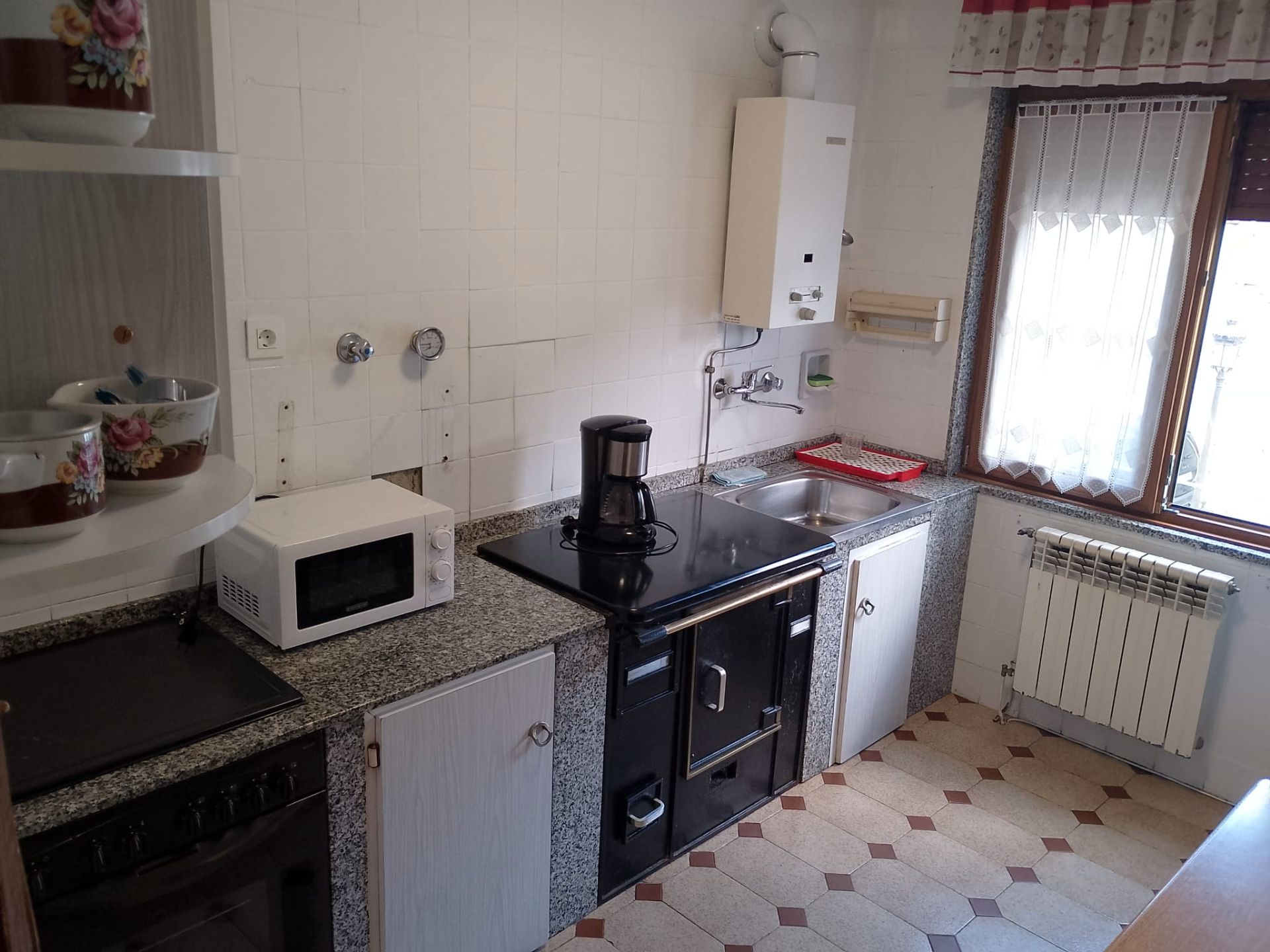 Cocina de Finca rústica en venta en San Martín del Rey Aurelio con Calefacción, Parquet y Trastero