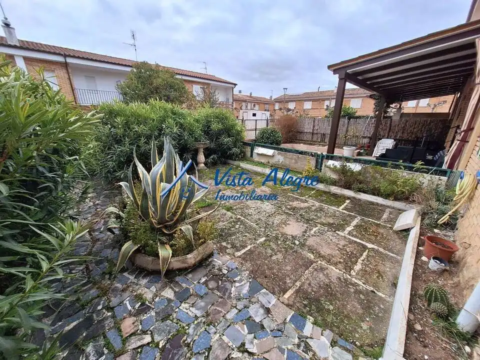 Jardín de Casa adosada en venta en Labastida / Bastida con Jardín privado, Terraza y Trastero