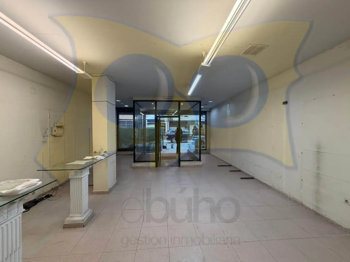 Local comercial de lloguer a Calle de Van Dyck, imagen 8