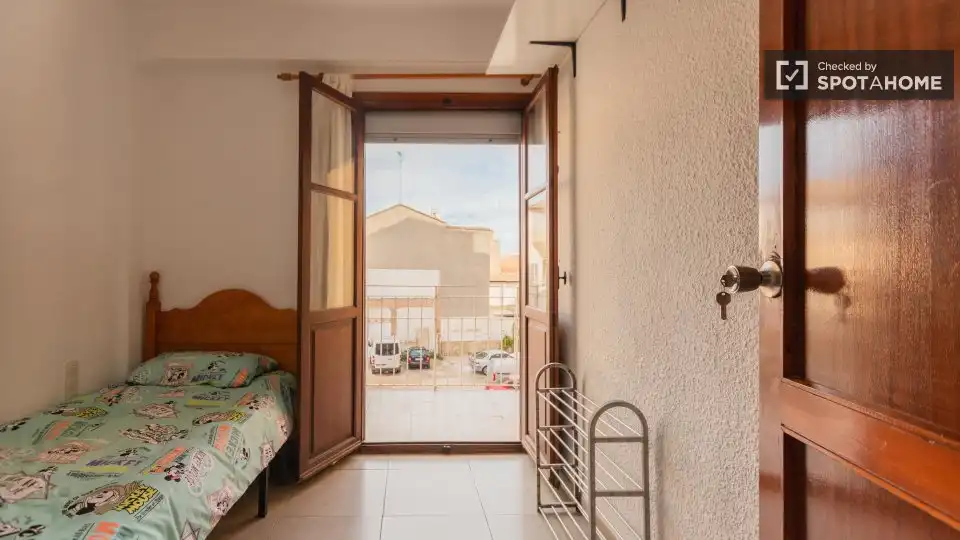 Habitación en Almàssera