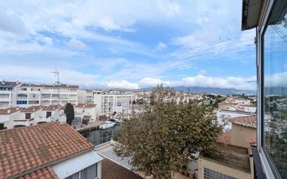 Exterior view of Apartment for sale in Empuriabrava  with Air Conditioner, Heating and Terrace