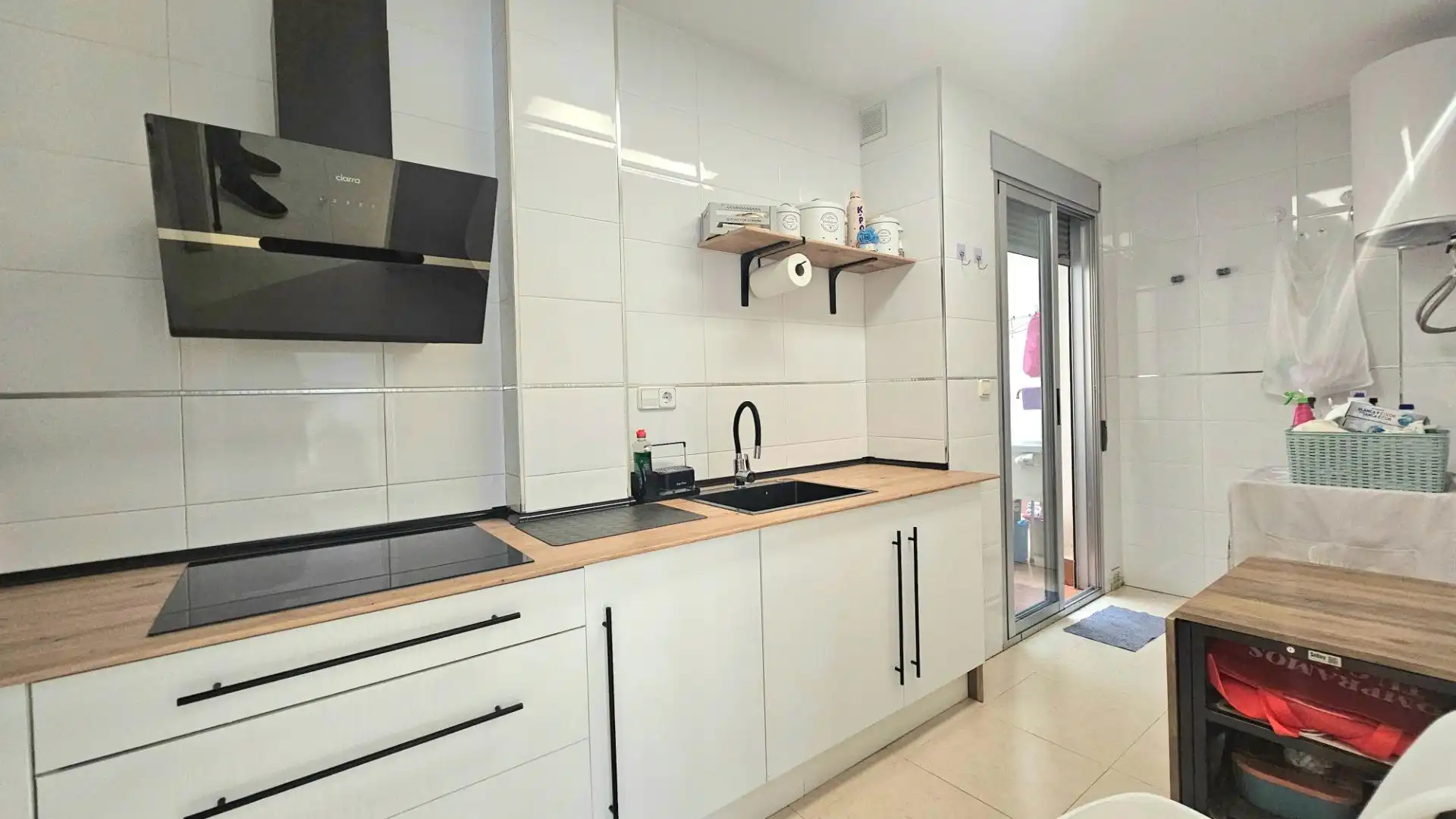 Kitchen of Flat for sale in La Unión  with Air Conditioner and Storage room