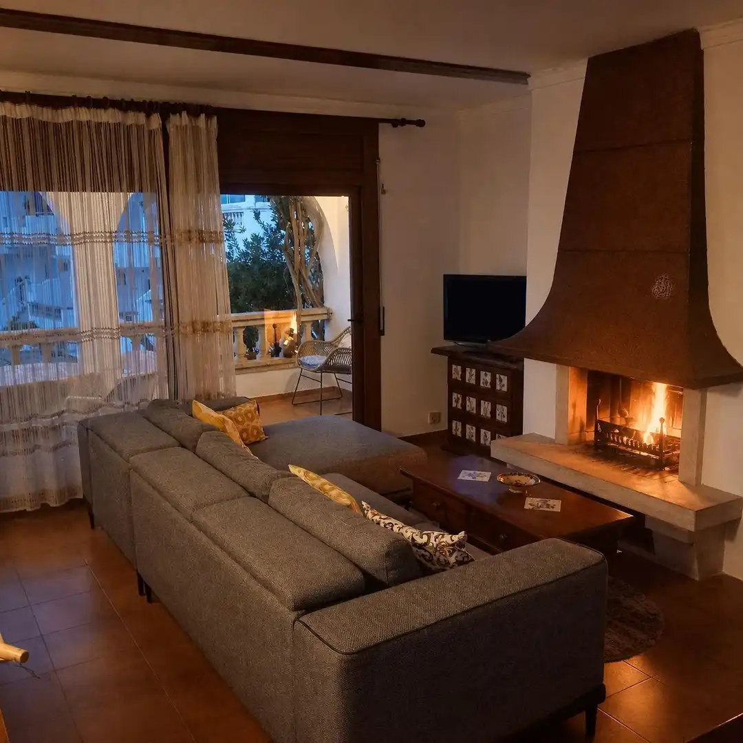 Sala d'estar de Casa adosada de lloguer en Empuriabrava amb Terrassa, Moblat i Balcó