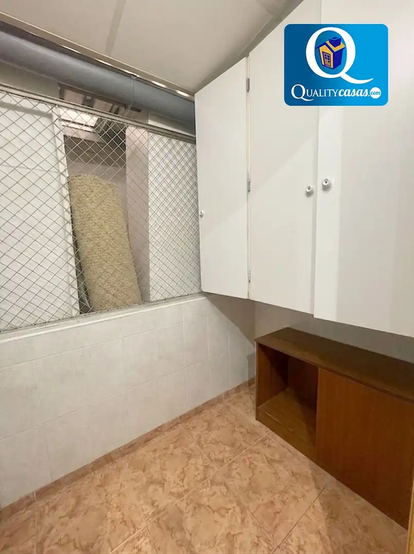 Baño de Apartamento en venta en Elche / Elx con Aire acondicionado