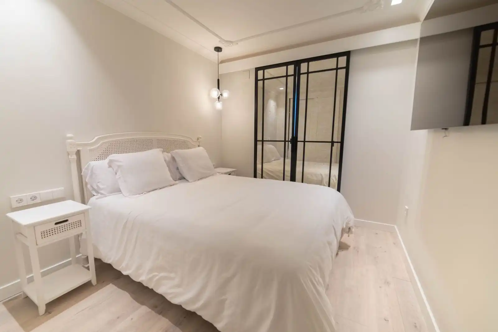 Habitación de Piso en venta en Marbella con Aire acondicionado, Terraza y Trastero