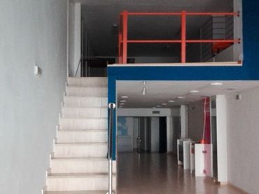 Local comercial en venda a Poniente-Sur