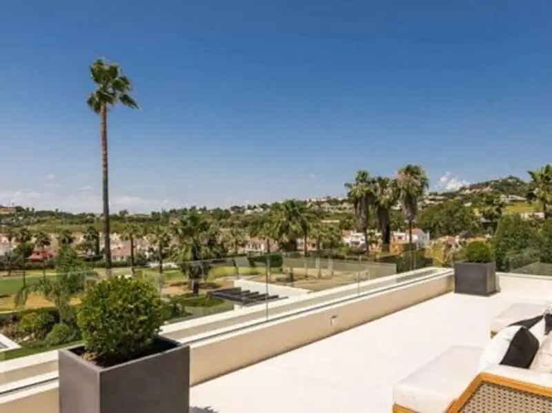Terrassa de Casa o xalet de lloguer en Marbella amb Aire condicionat, Calefacció i Jardí privat