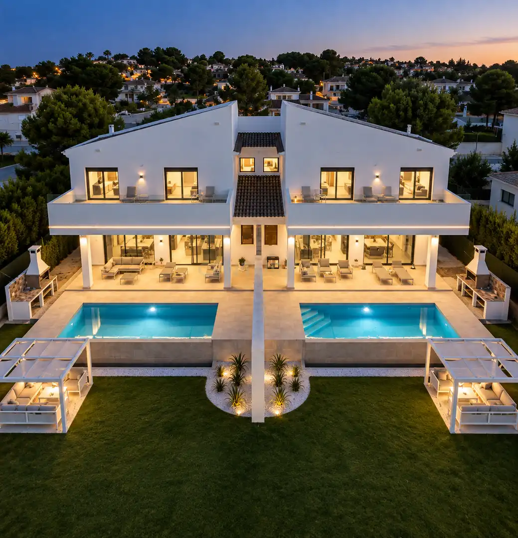Casa con terrazza in vendita a C. Riu D'Algar, 7, 46192 Nostra Senyora de l'Assumpció, Spain