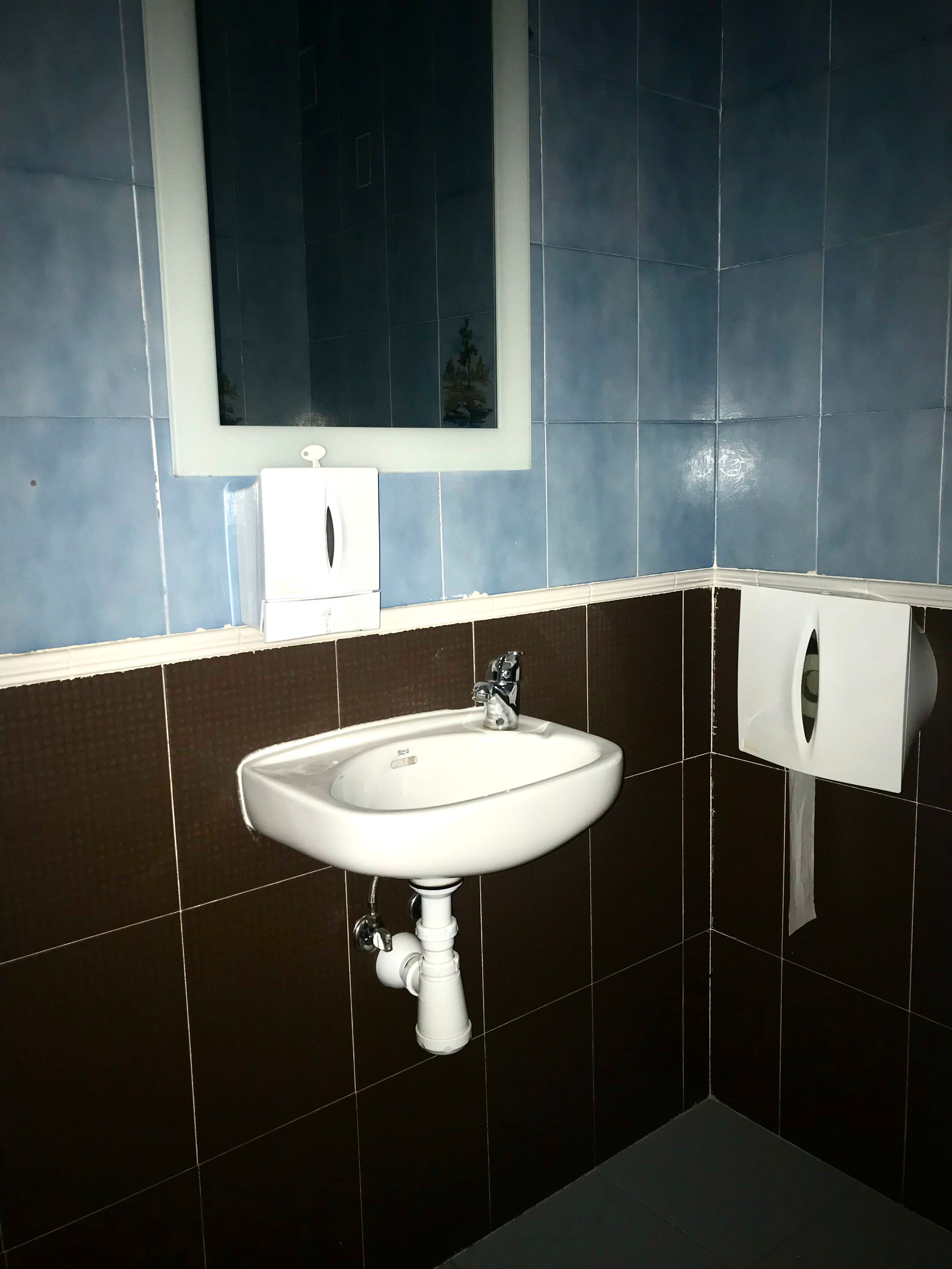 Bathroom of Premises for sale in Plasencia  with Heating