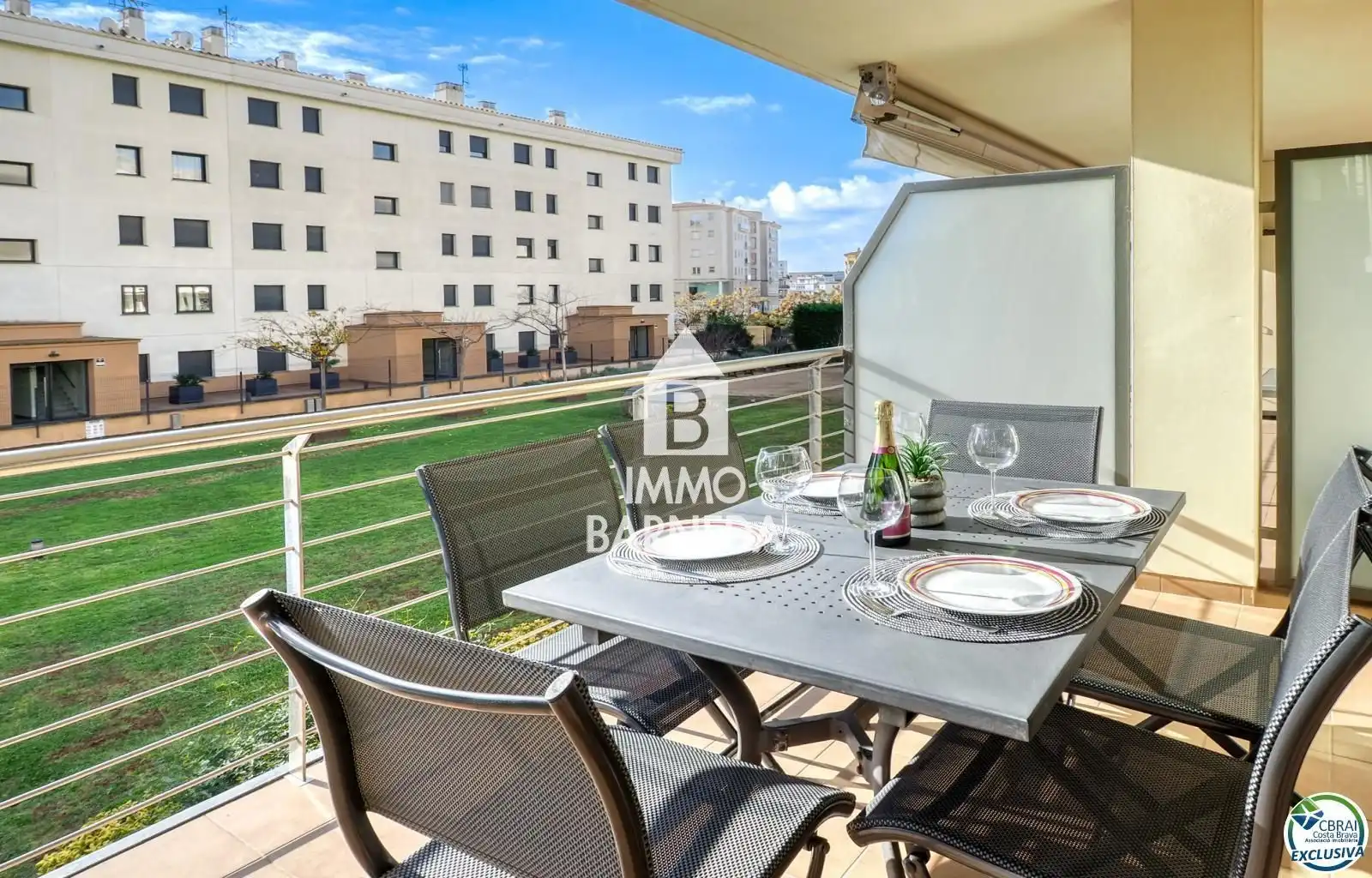 Appartamento con piscina in vendita a DE JOANOT MARTORELL 25, imagen 2