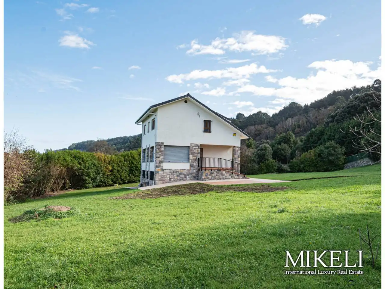 Exterior view of Houses for sale in Llanes  with Heating, Private garden and Terrace
