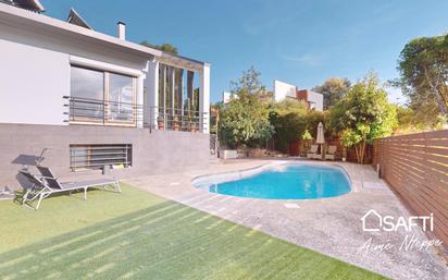 Piscina de Casa o xalet en venda en Girona Capital amb Aire condicionat, Calefacció i Piscina
