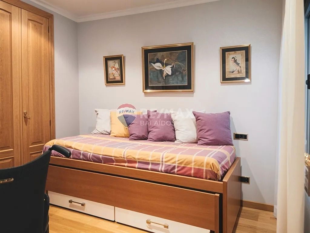 Bedroom of Apartment for sale in Vigo   with Air Conditioner, Heating and Parquet flooring