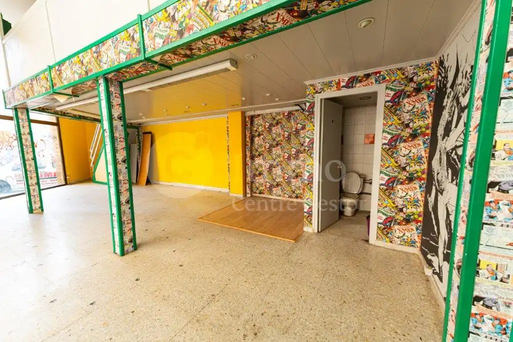 Gewerbefläche zum Verkauf in Carrer Igualada, imagen 9