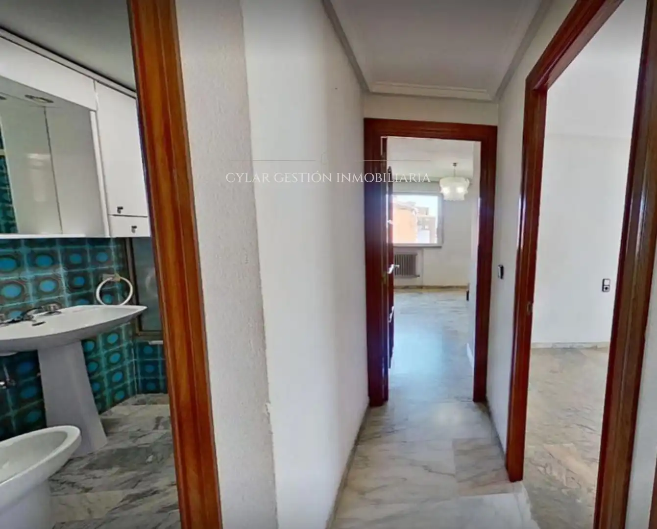 Piso en venta en Salamanca con Calefacción, Terraza y Piscina
