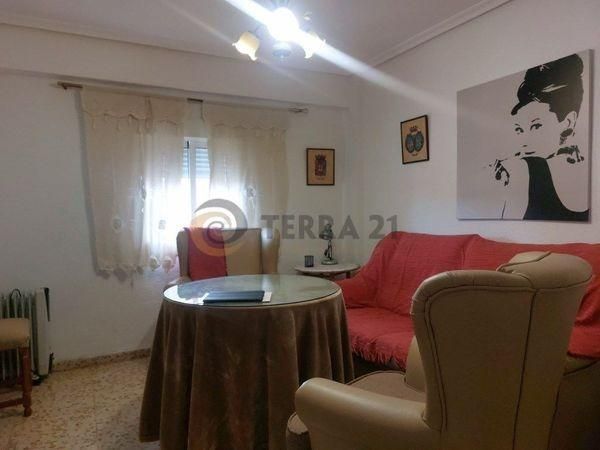 Bedroom of Flat to rent in  Jaén Capital