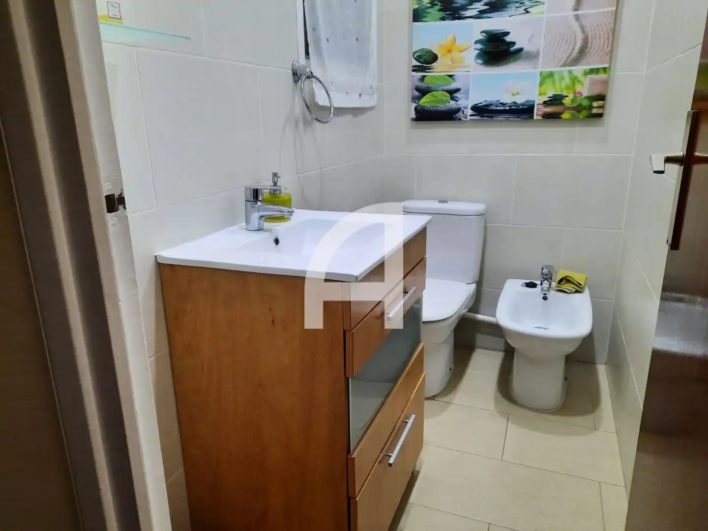 Flat for rent in Francesc Layret, Centre