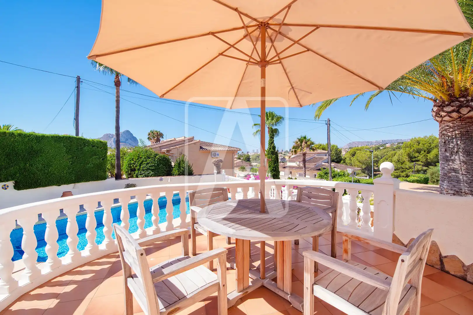 Detached house with pool for sale in Carrió - La Merced - Los Pinos, imagen 2