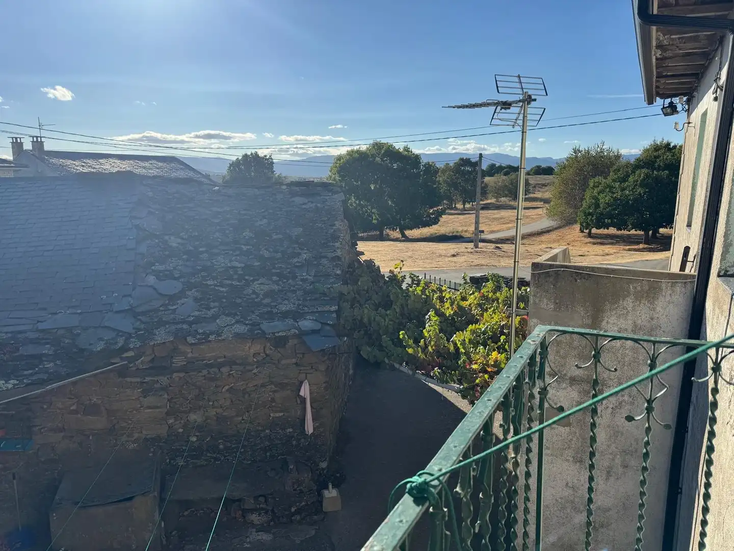 Vista exterior de Finca rústica en venta en Palacios de Sanabria con Jardín privado, Amueblado y Balcón