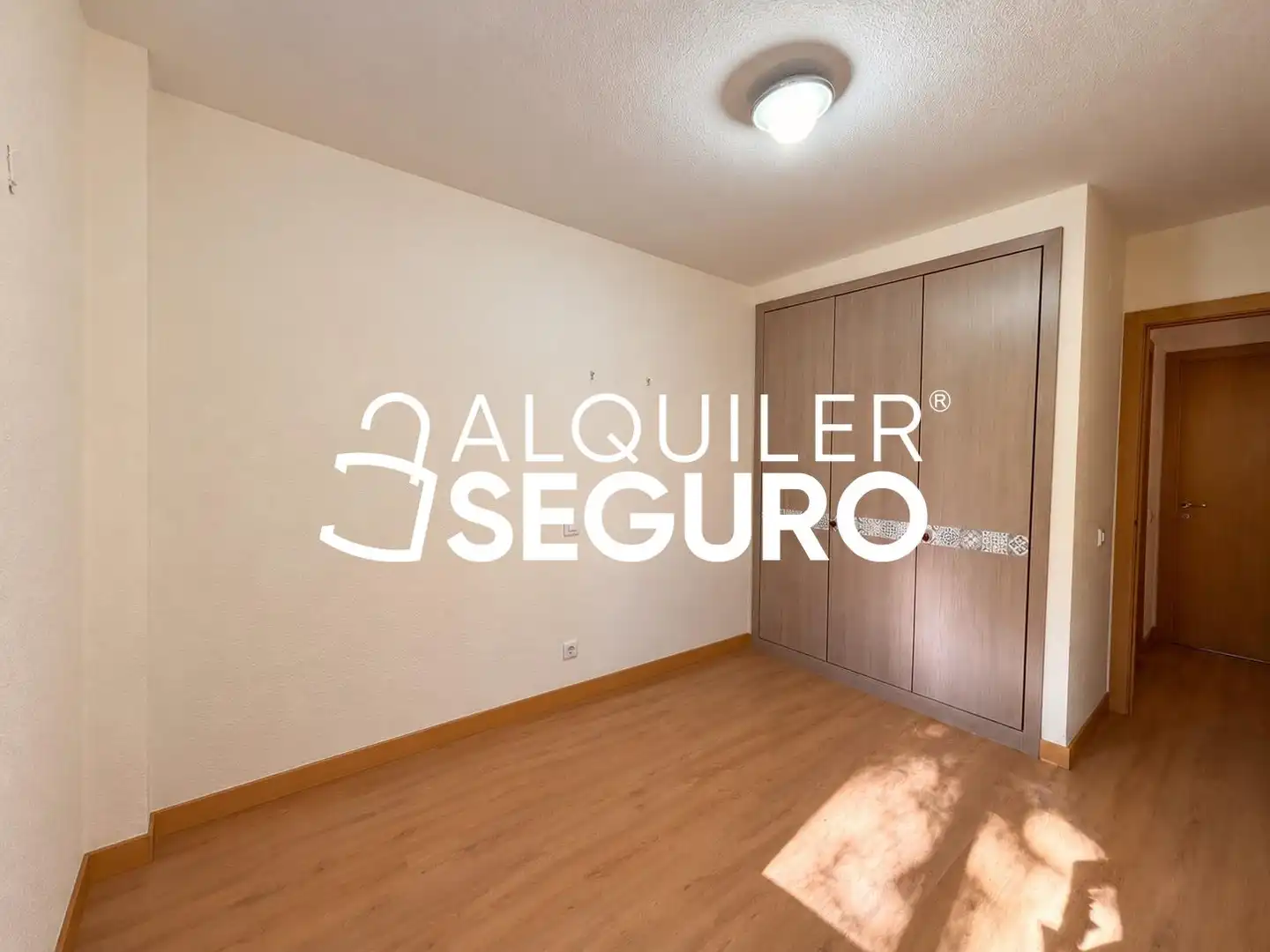 Schlafzimmer von Wohnung zur Miete in Covibar - Pablo Iglesias